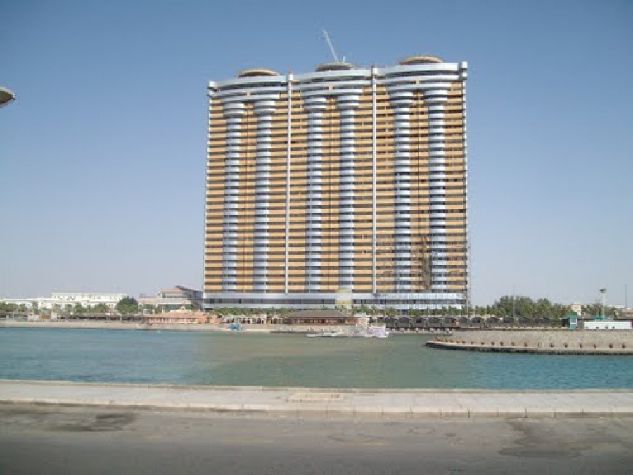 MCDC Makkah, Al Farsi Plaza